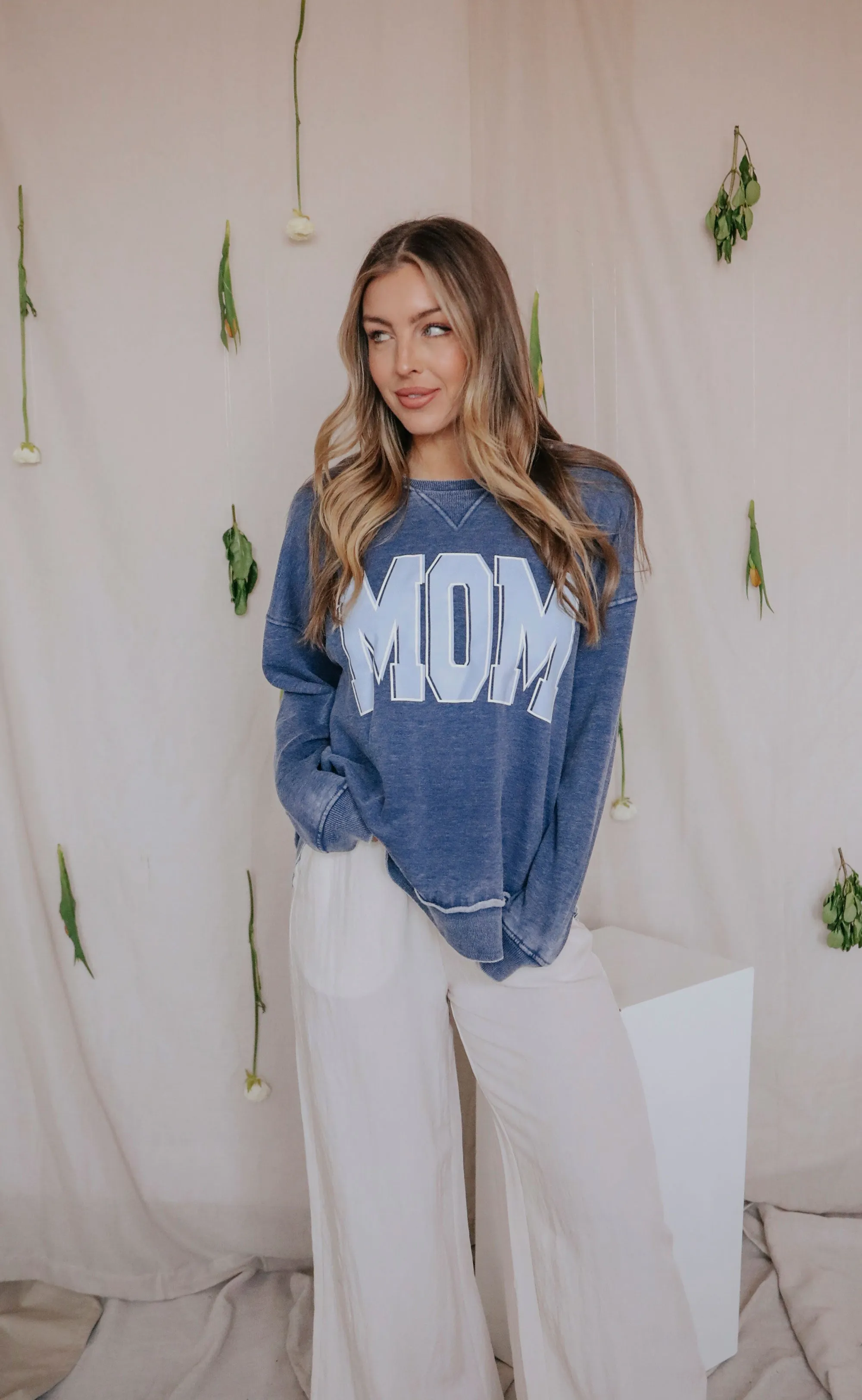 charlie southern: mom hi low sweatshirt - blue