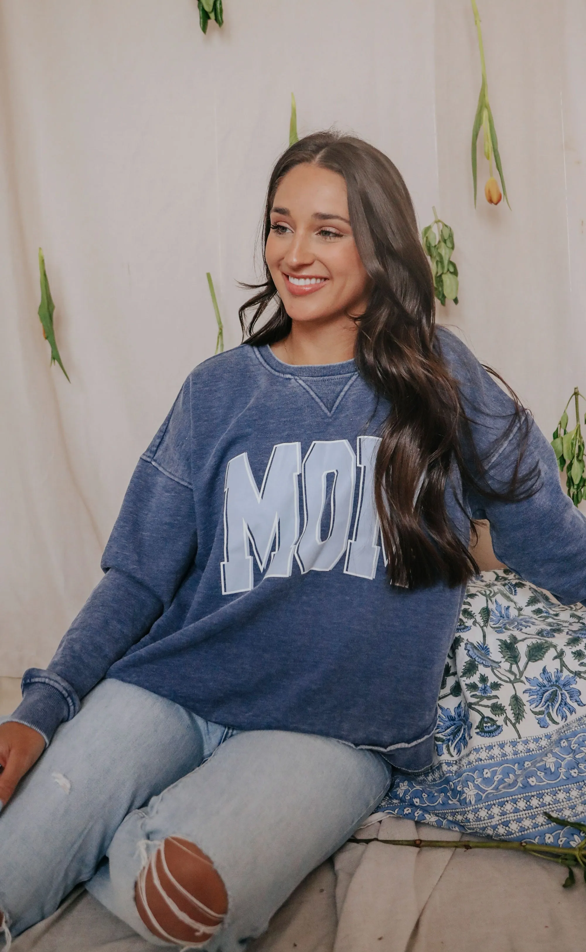 charlie southern: mom hi low sweatshirt - blue