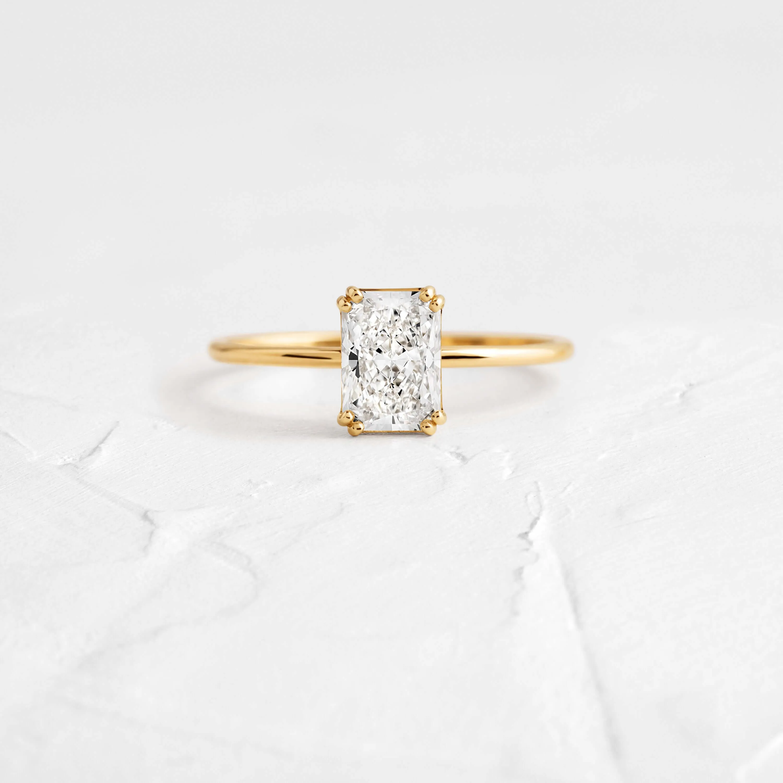 Filament Ring, Radiant Cut