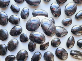 Hematite Palm Stone || Madagascar