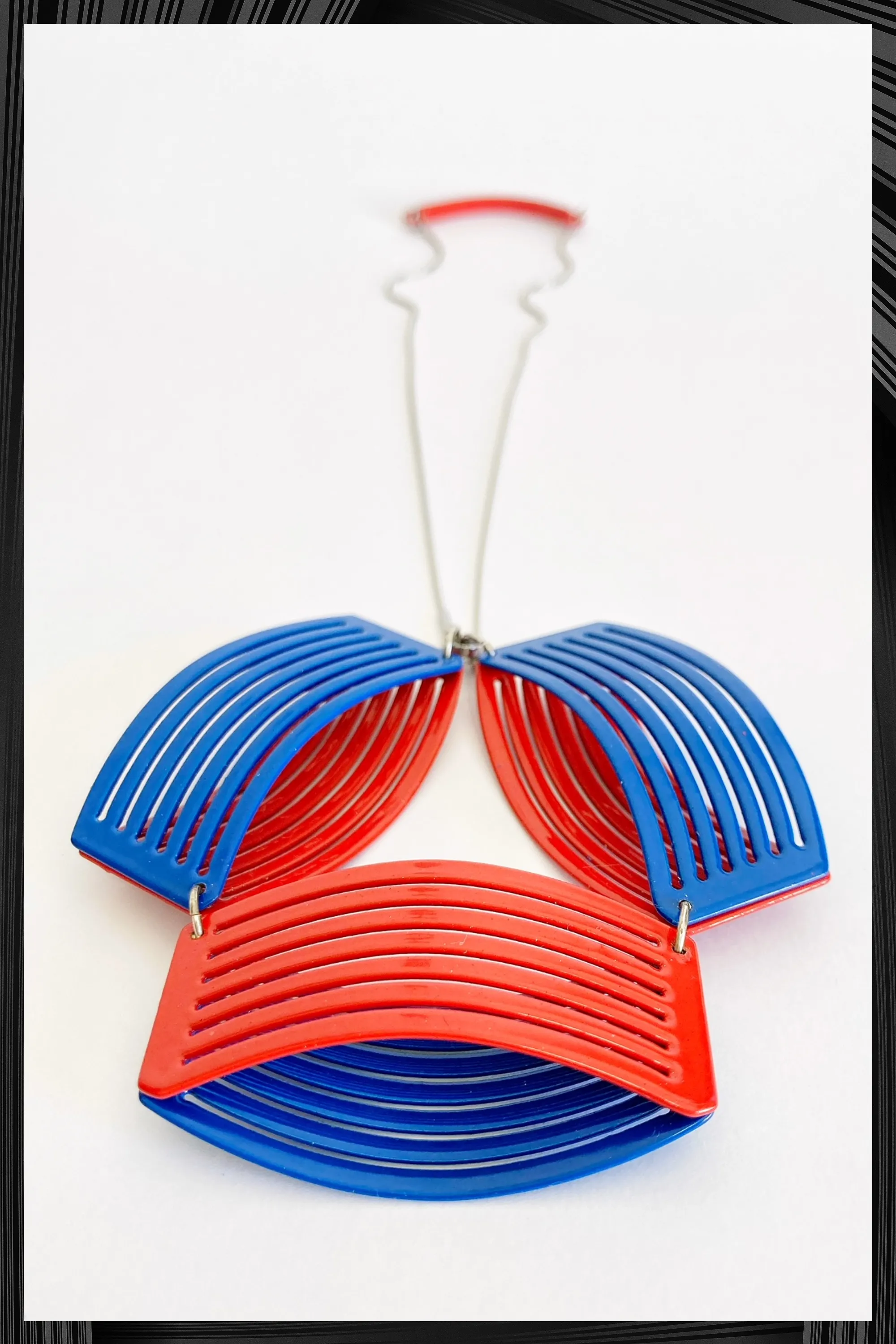 Triple Optical Necklace | Free Delivery - Quick Shipping